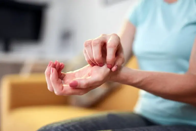 Left Hand Itching Meaning: Superstitions and Folklore Explained