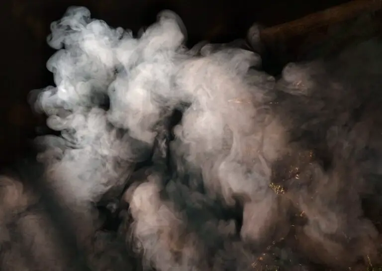 Unlocking the Spiritual Meaning of Smoke in Your Dreams